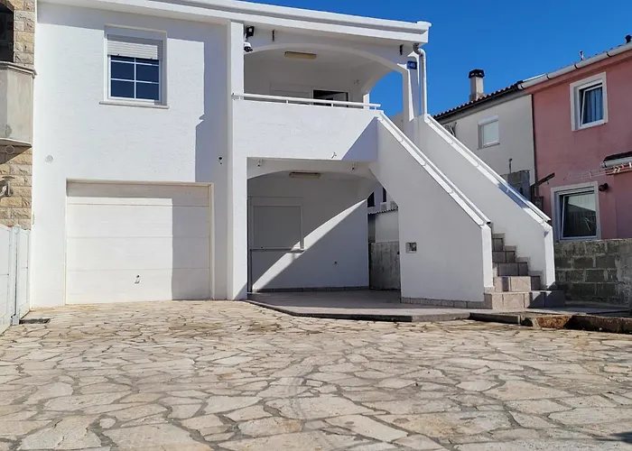 With Parking Space - 22347 Апартаменты Вир